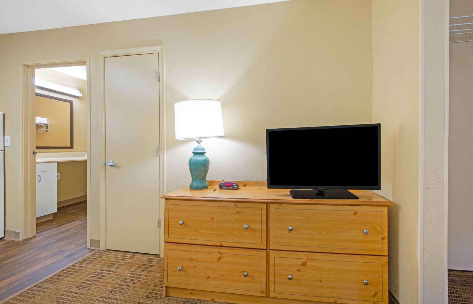 Extended Stay America Select Suites - Washington, Dc - Sterling - Dulles Екстериор снимка