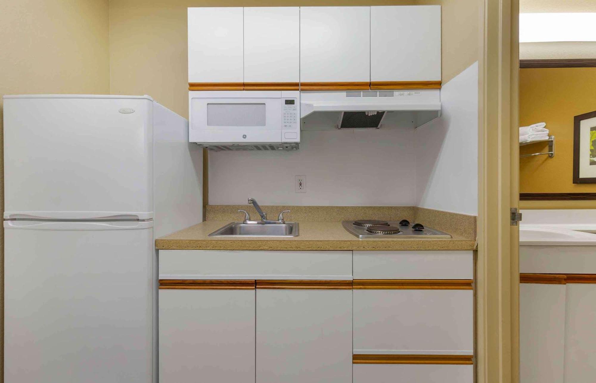 Extended Stay America Select Suites - Washington, Dc - Sterling - Dulles Екстериор снимка