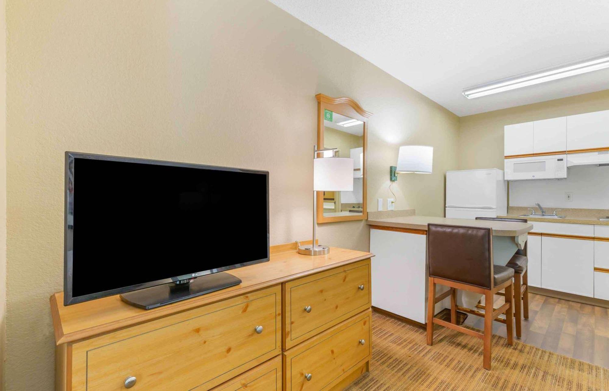 Extended Stay America Select Suites - Washington, Dc - Sterling - Dulles Екстериор снимка