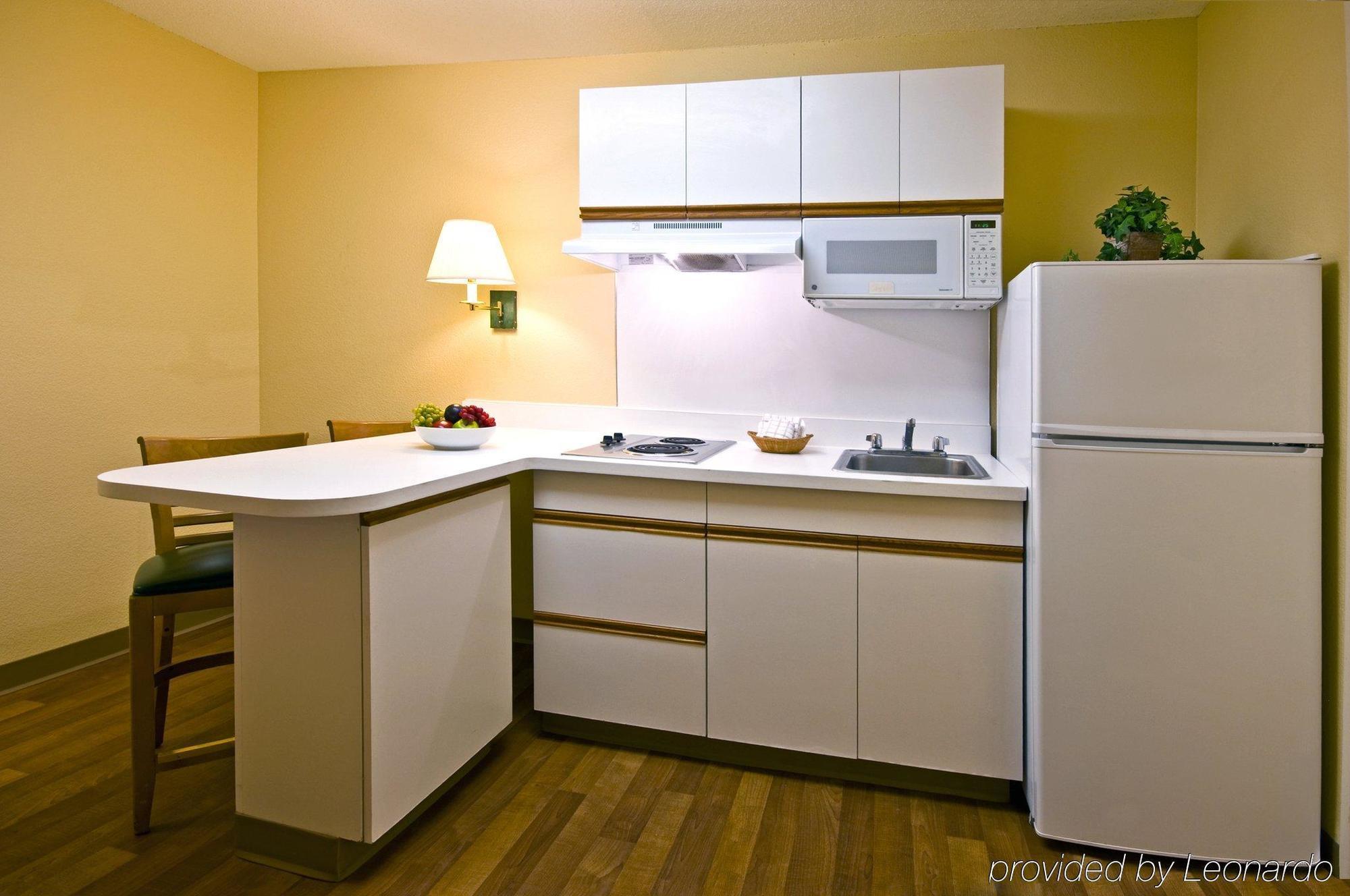 Extended Stay America Select Suites - Washington, Dc - Sterling - Dulles Екстериор снимка